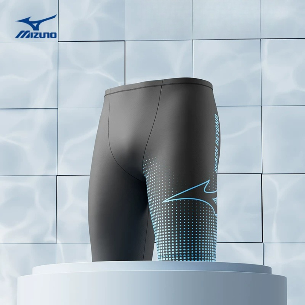 Trunk Breathable Men - شورت سباحة رجالي من ميزونو، خفيف